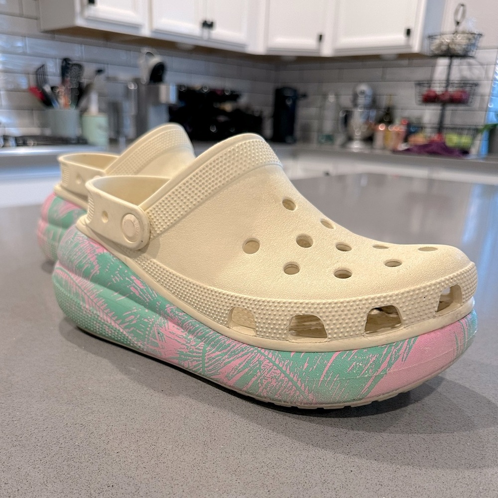Crocs Crush Spring Break Vanilla Tropical Fern Teal Pink Platform Clog